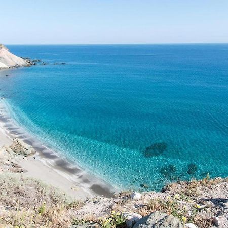 Thalassopetra In Agia Kyriaki Agia Kiriaki Beach  Экстерьер фото